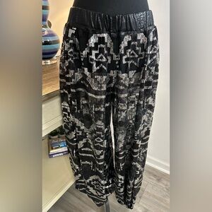 Black & Silver Sequin Mesh Patterned Women's Harem Pants - No Size